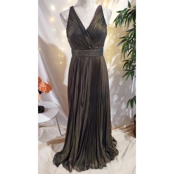 Aidan Mattox Foiled Chiffon Metallic Pleated Formal Gown Size 2 Wedding Event - Picture 1 of 13